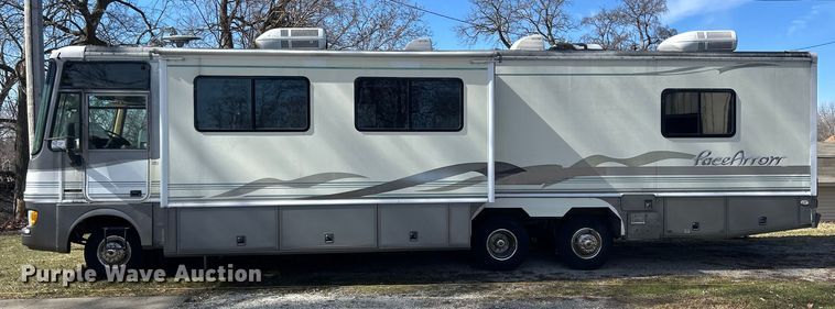 image for item DS0830 1998 Fleetwood  Pace Arrow RV