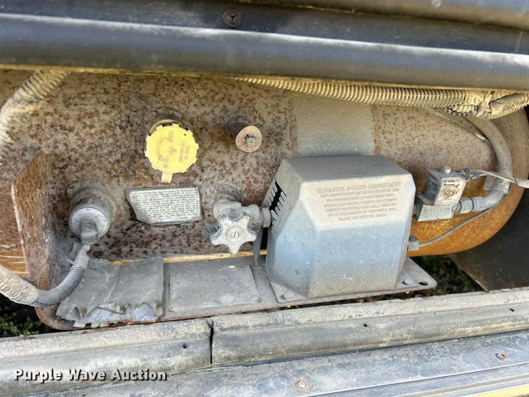 image for item DS0830 1998 Fleetwood  Pace Arrow RV