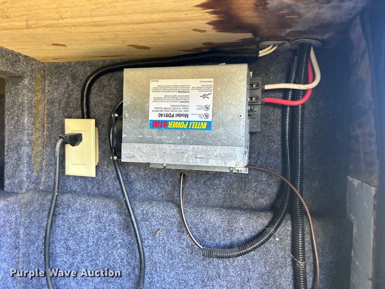 image for item DS0830 1998 Fleetwood  Pace Arrow RV