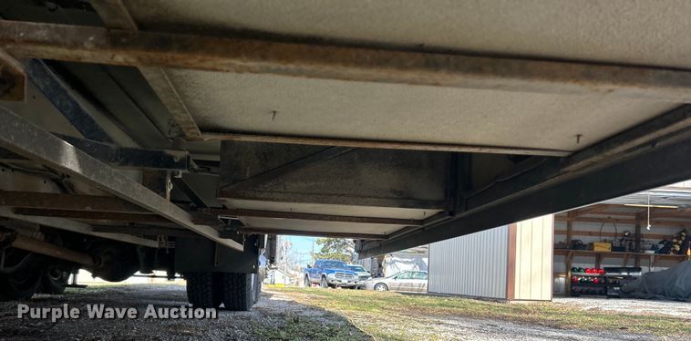 image for item DS0830 1998 Fleetwood  Pace Arrow RV