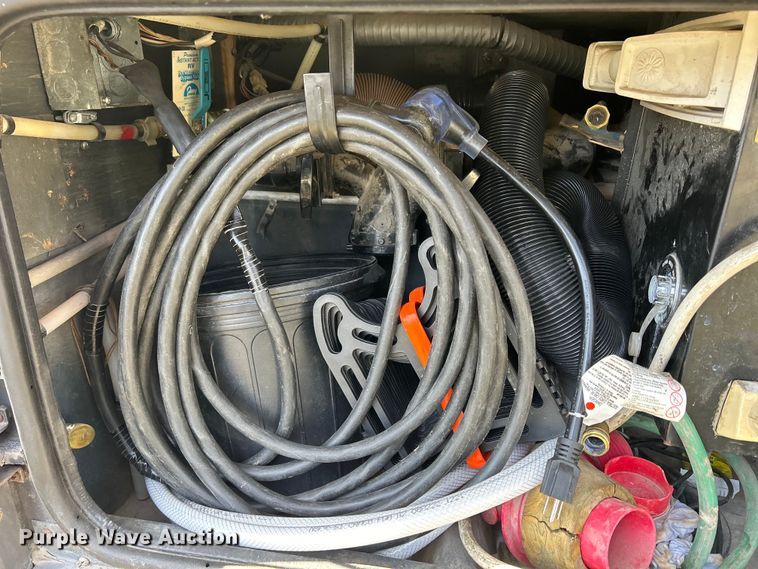 image for item DS0830 1998 Fleetwood  Pace Arrow RV