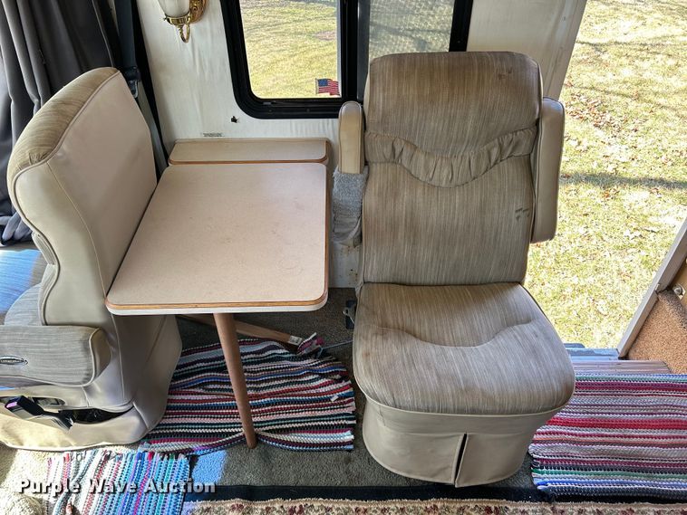 image for item DS0830 1998 Fleetwood  Pace Arrow RV