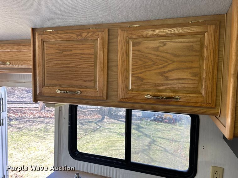 image for item DS0830 1998 Fleetwood  Pace Arrow RV