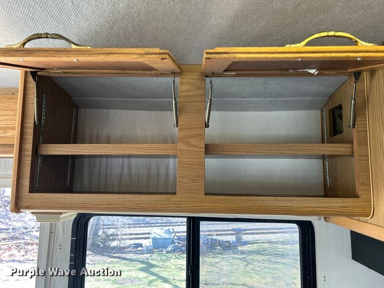 image for item DS0830 1998 Fleetwood  Pace Arrow RV