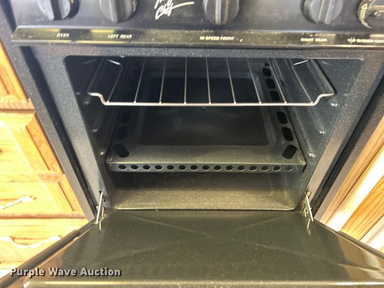 image for item DS0830 1998 Fleetwood  Pace Arrow RV