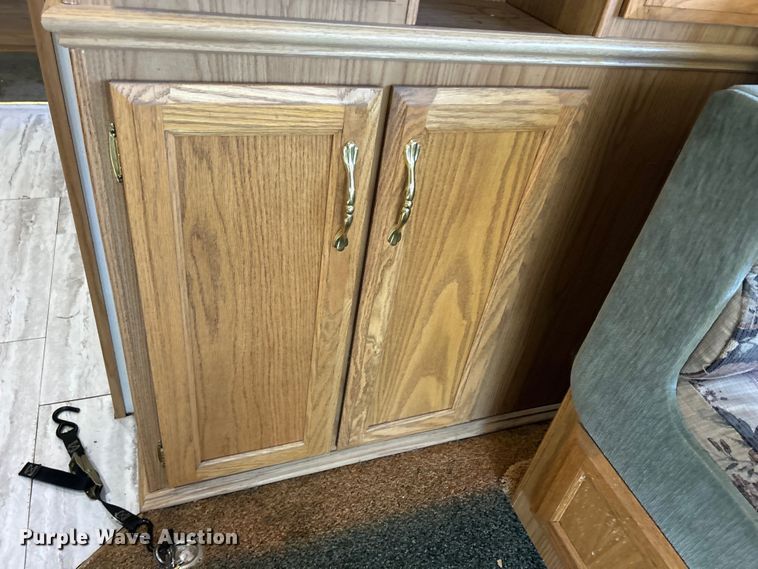 image for item DS0830 1998 Fleetwood  Pace Arrow RV