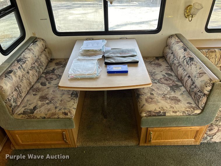 image for item DS0830 1998 Fleetwood  Pace Arrow RV