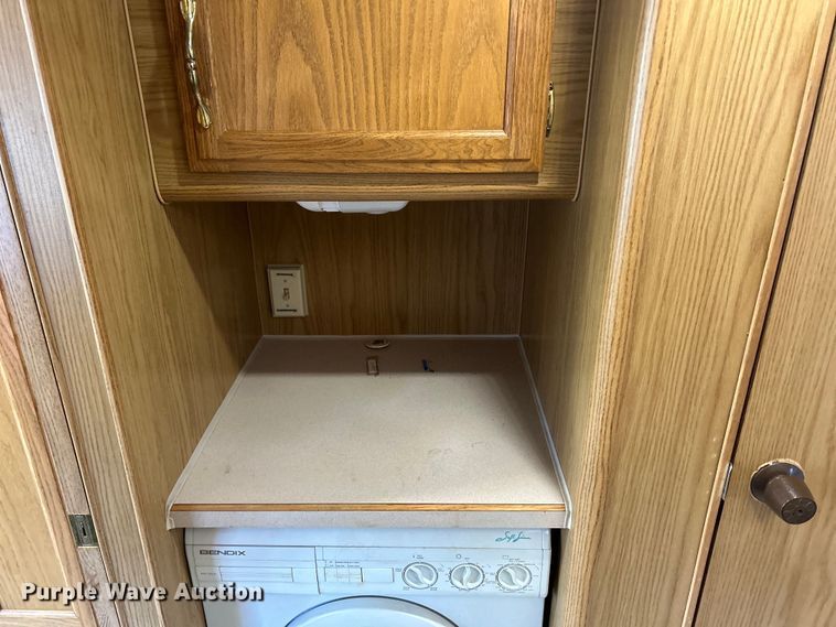 image for item DS0830 1998 Fleetwood  Pace Arrow RV