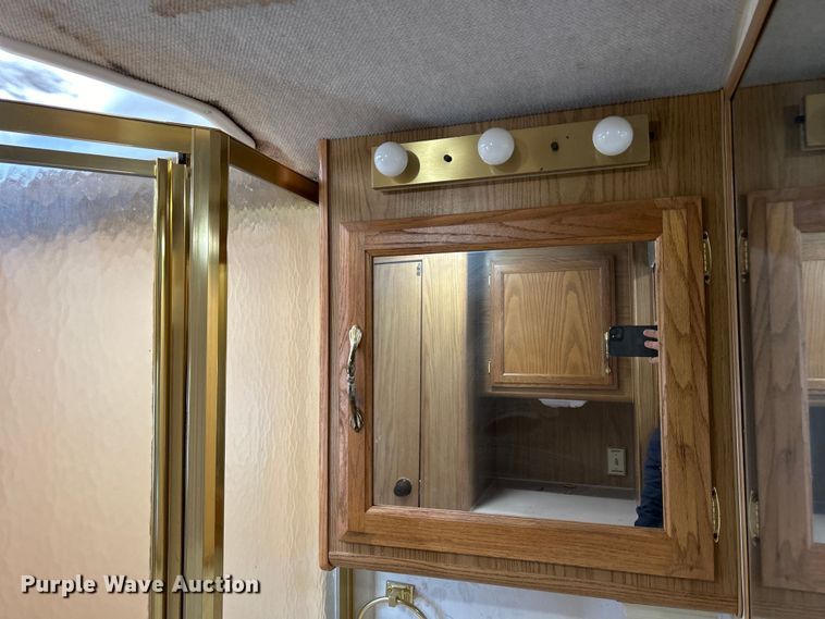 image for item DS0830 1998 Fleetwood  Pace Arrow RV