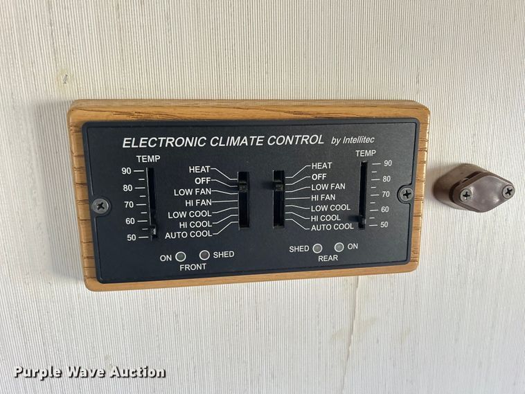 image for item DS0830 1998 Fleetwood  Pace Arrow RV