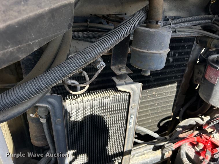 image for item DS0830 1998 Fleetwood  Pace Arrow RV