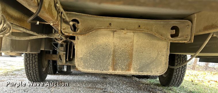 image for item DS0830 1998 Fleetwood  Pace Arrow RV