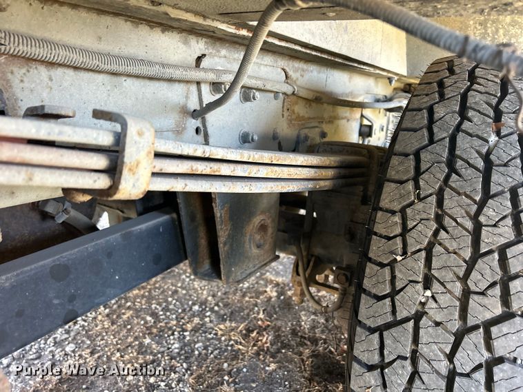 image for item DS0830 1998 Fleetwood  Pace Arrow RV