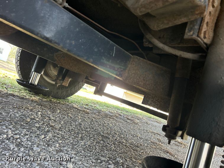 image for item DS0830 1998 Fleetwood  Pace Arrow RV