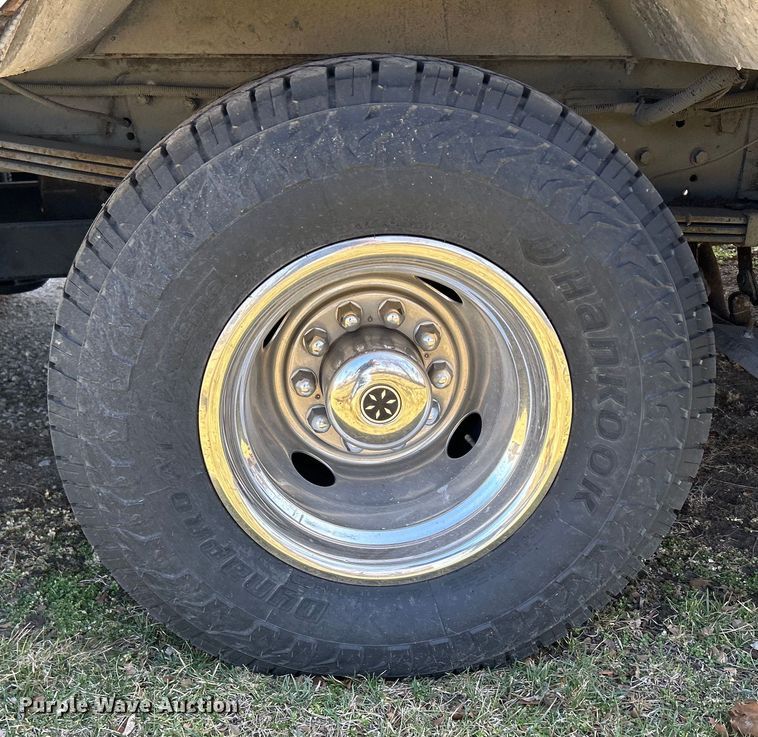 image for item DS0830 1998 Fleetwood  Pace Arrow RV