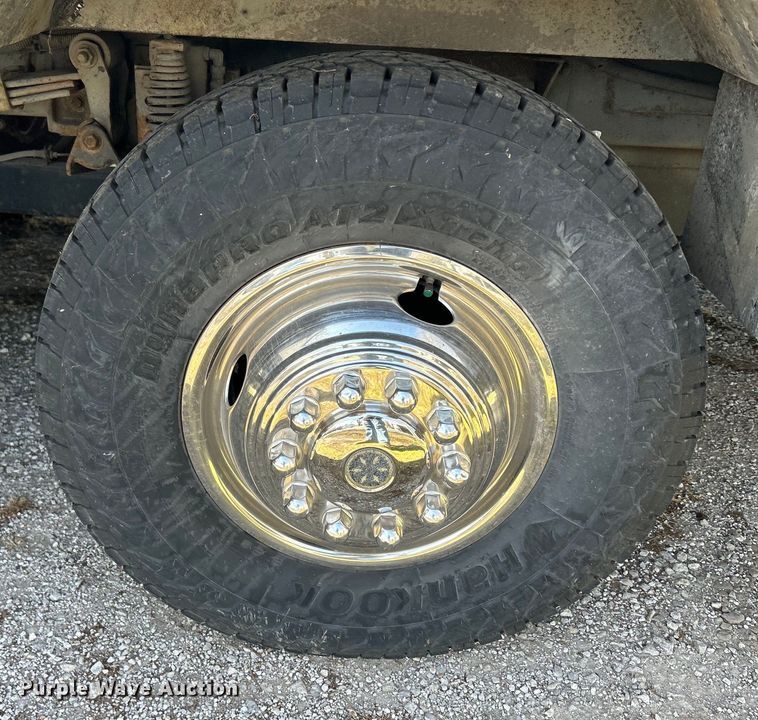 image for item DS0830 1998 Fleetwood  Pace Arrow RV