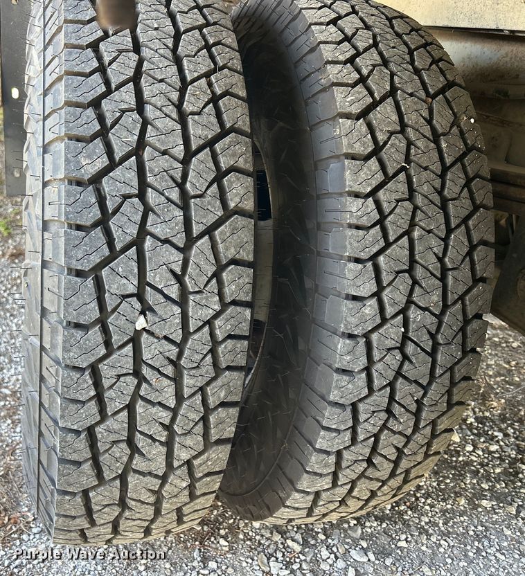 image for item DS0830 1998 Fleetwood  Pace Arrow RV