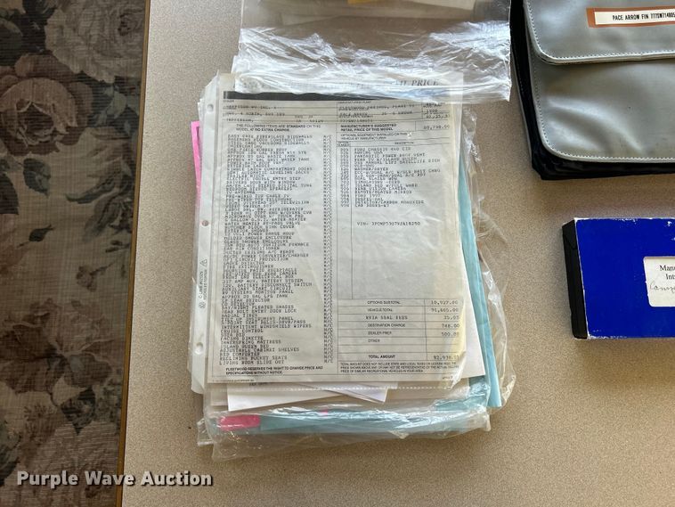 image for item DS0830 1998 Fleetwood  Pace Arrow RV