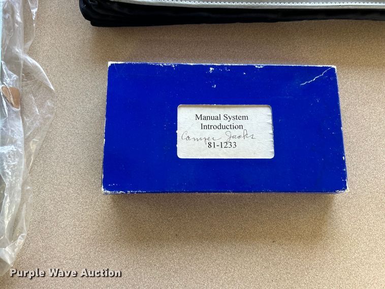 image for item DS0830 1998 Fleetwood  Pace Arrow RV