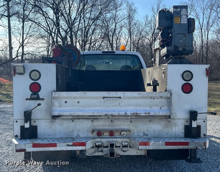 image for item DS0831 2006 Ford F550 Super Duty XL SuperCab utility / service truck