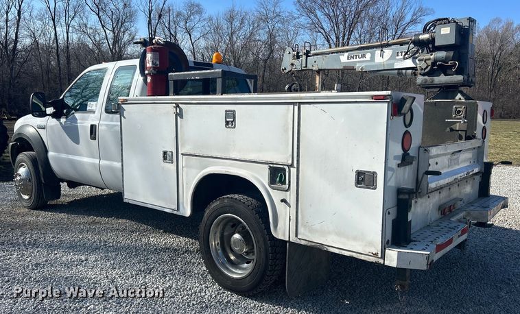 image for item DS0831 2006 Ford F550 Super Duty XL SuperCab utility / service truck