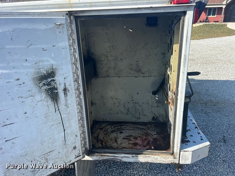 image for item DS0831 2006 Ford F550 Super Duty XL SuperCab utility / service truck