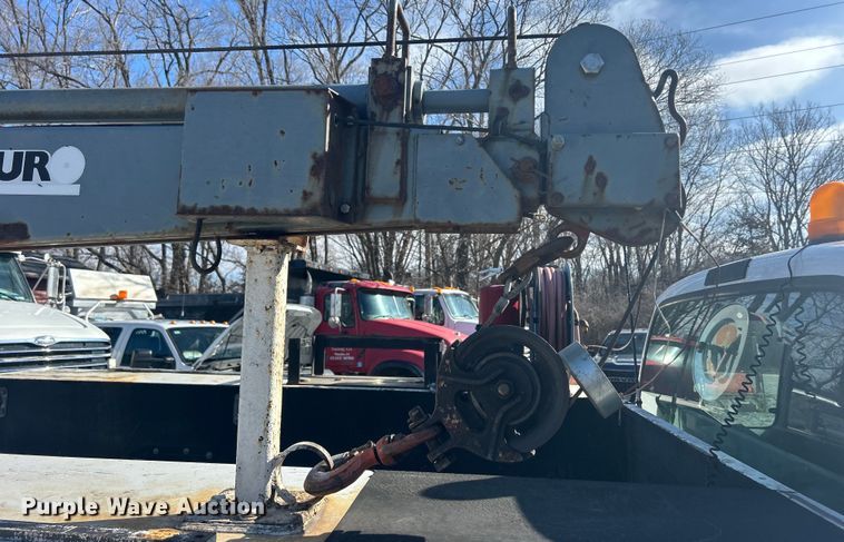 image for item DS0831 2006 Ford F550 Super Duty XL SuperCab utility / service truck