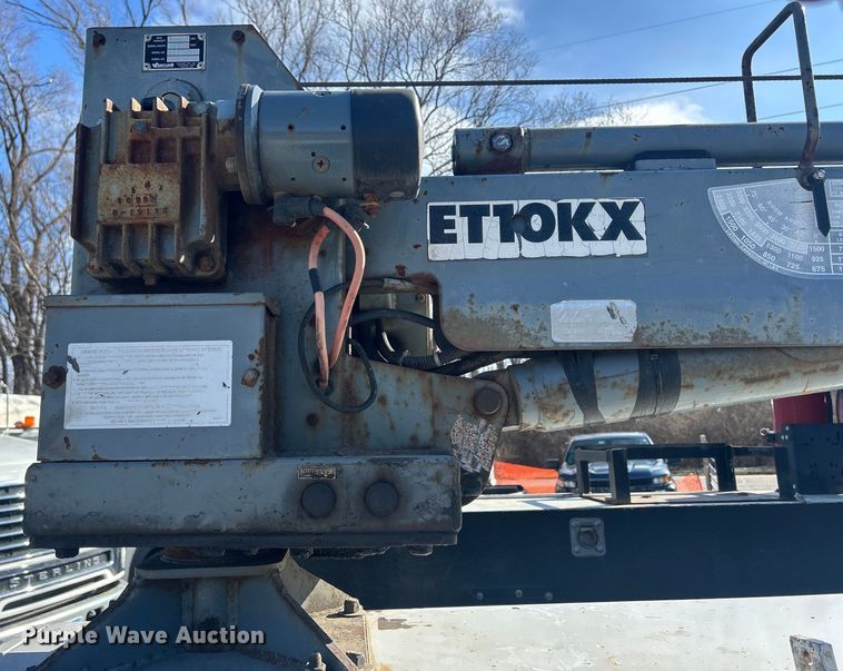 image for item DS0831 2006 Ford F550 Super Duty XL SuperCab utility / service truck