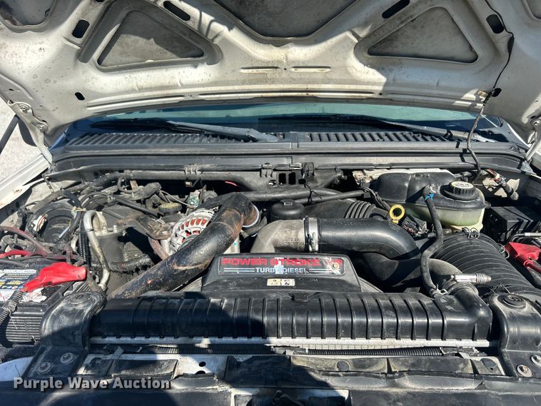 image for item DS0831 2006 Ford F550 Super Duty XL SuperCab utility / service truck