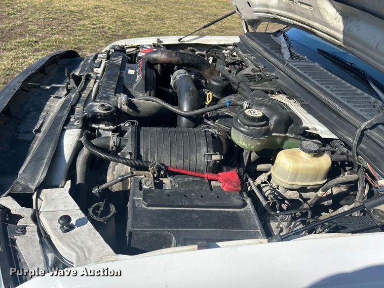 image for item DS0831 2006 Ford F550 Super Duty XL SuperCab utility / service truck