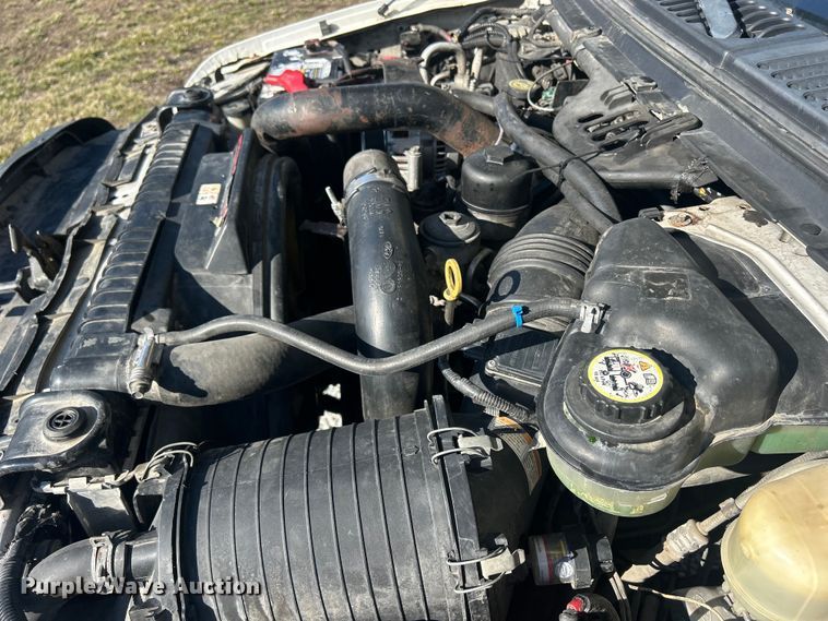 image for item DS0831 2006 Ford F550 Super Duty XL SuperCab utility / service truck