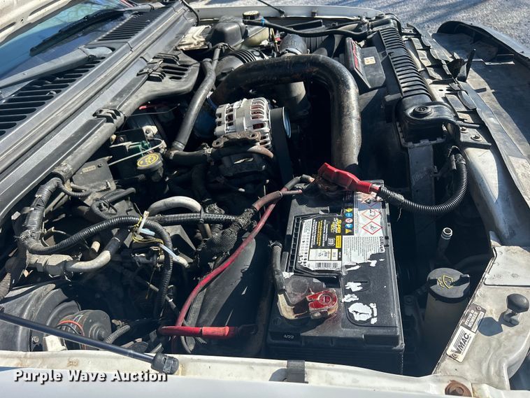 image for item DS0831 2006 Ford F550 Super Duty XL SuperCab utility / service truck