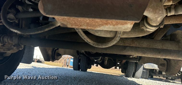 image for item DS0831 2006 Ford F550 Super Duty XL SuperCab utility / service truck