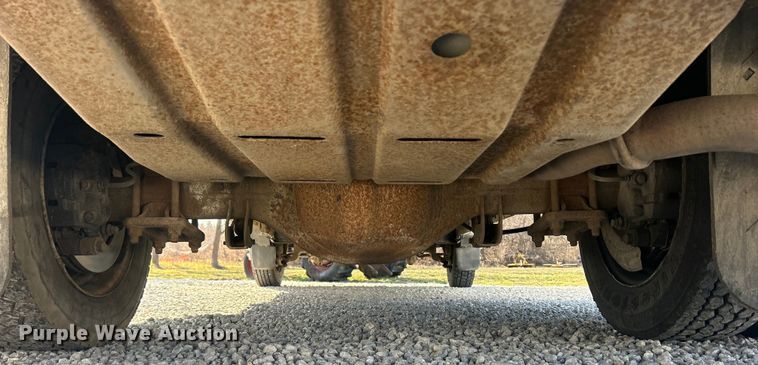 image for item DS0831 2006 Ford F550 Super Duty XL SuperCab utility / service truck