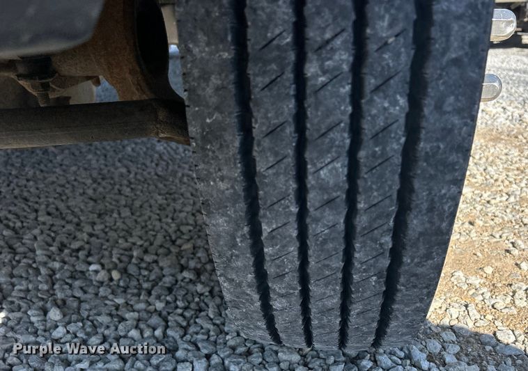 image for item DS0831 2006 Ford F550 Super Duty XL SuperCab utility / service truck