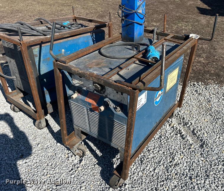 image for item DS0832 (2) electric welders