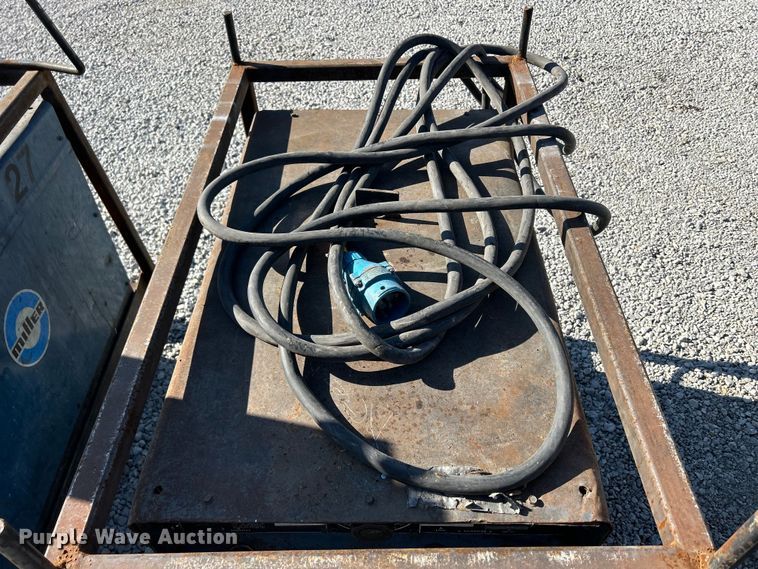 image for item DS0832 (2) electric welders