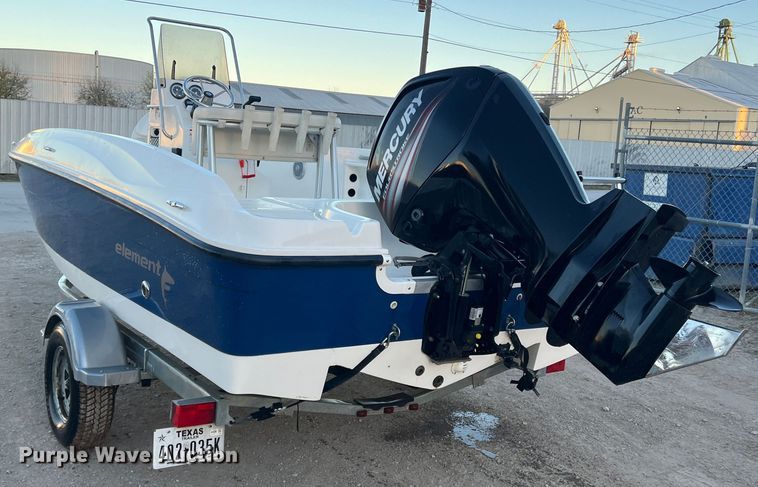 image for item DS2466 2019 Bayliner  Element F18 boat