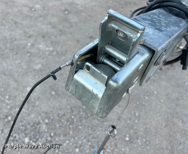 image for item DS2466 2019 Bayliner  Element F18 boat