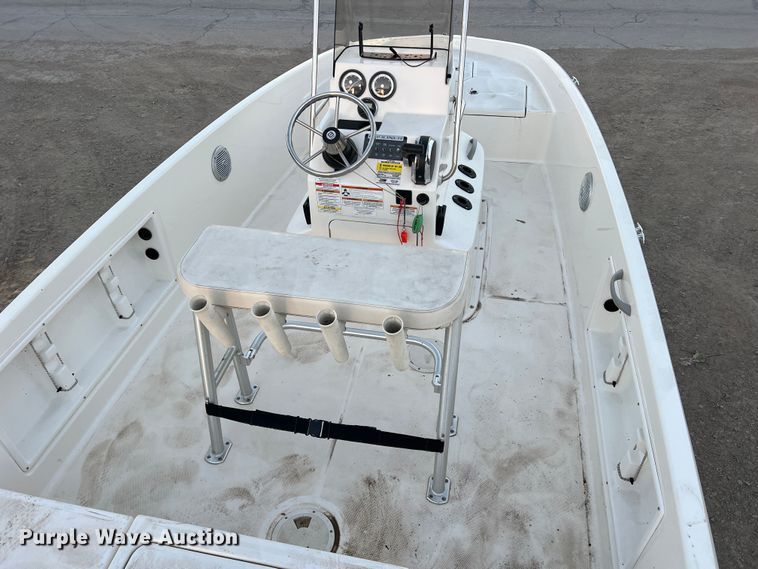 image for item DS2466 2019 Bayliner  Element F18 boat