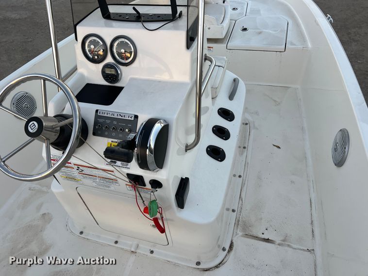image for item DS2466 2019 Bayliner  Element F18 boat