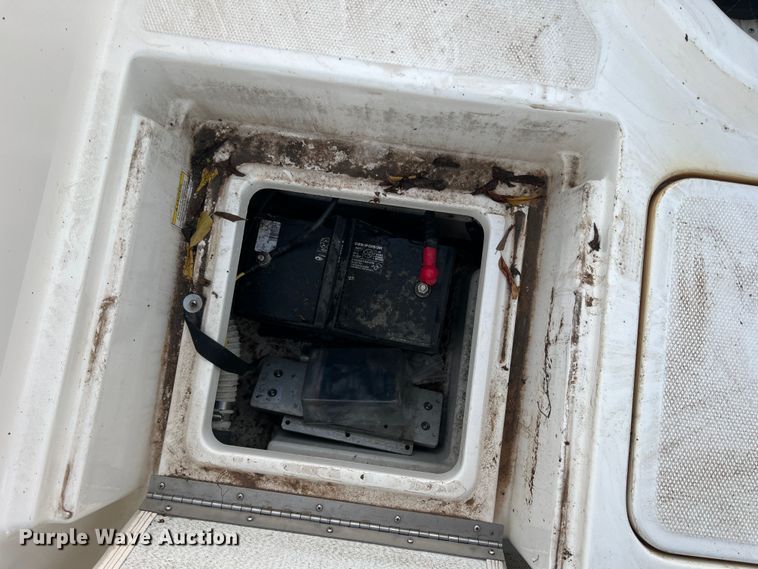 image for item DS2466 2019 Bayliner  Element F18 boat