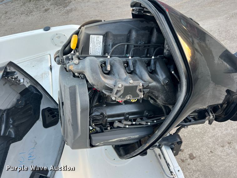 image for item DS2466 2019 Bayliner  Element F18 boat