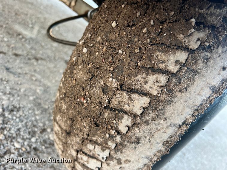 image for item DS2466 2019 Bayliner  Element F18 boat