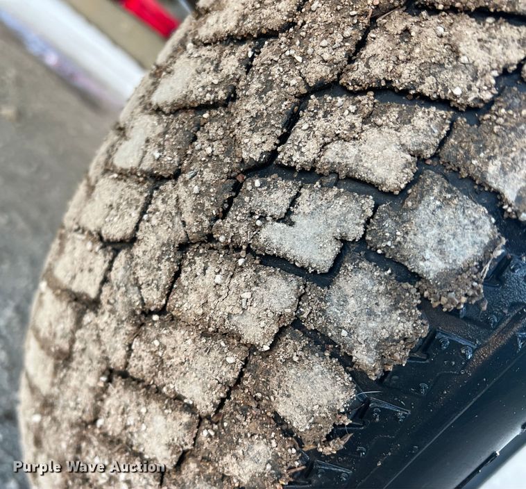 image for item DS2466 2019 Bayliner  Element F18 boat