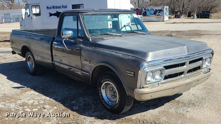 image for item DS7305 1971 GMC C10 pickup truck