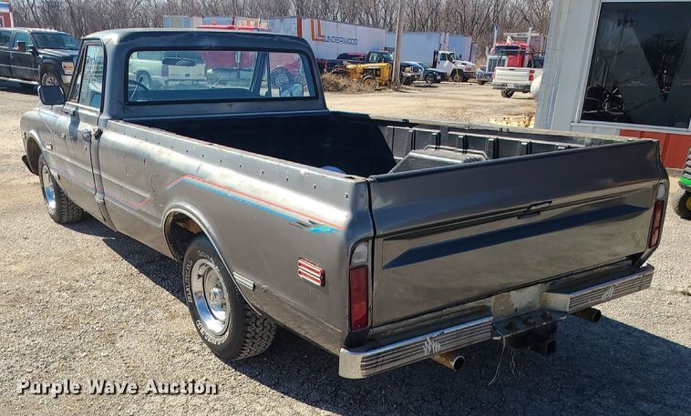 image for item DS7305 1971 GMC C10 pickup truck