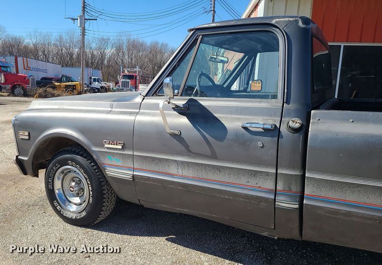 image for item DS7305 1971 GMC C10 pickup truck