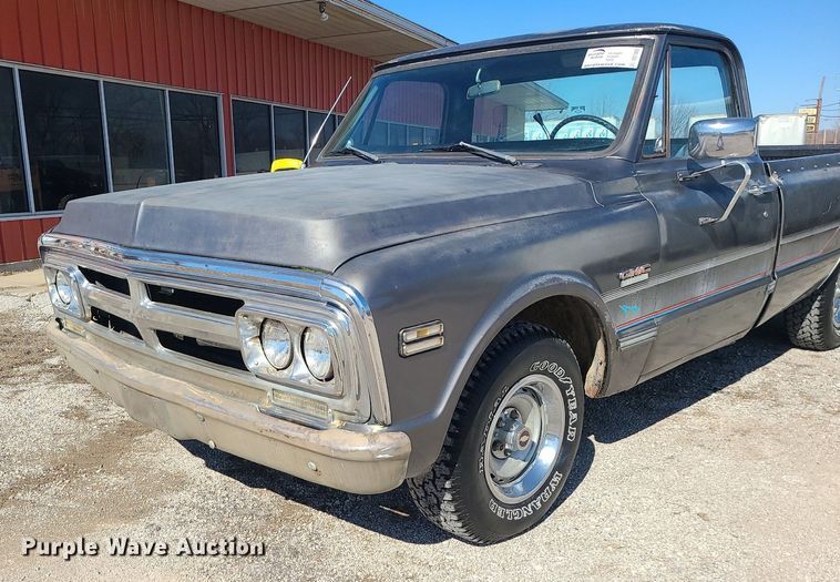 image for item DS7305 1971 GMC C10 pickup truck