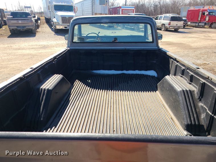 image for item DS7305 1971 GMC C10 pickup truck